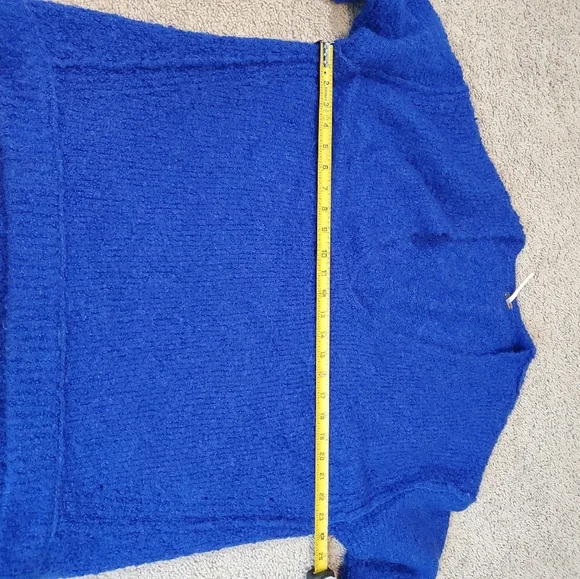Alpaca And Acrylic Free People Cozy Blue Oversized V-Neck Sweater - Picture 11 of 12